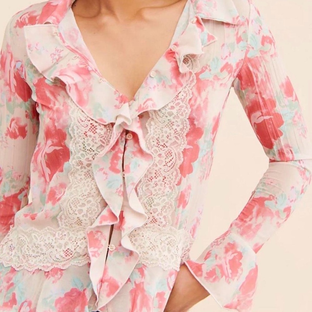Floral Ruffle Blouse with Lace Detail